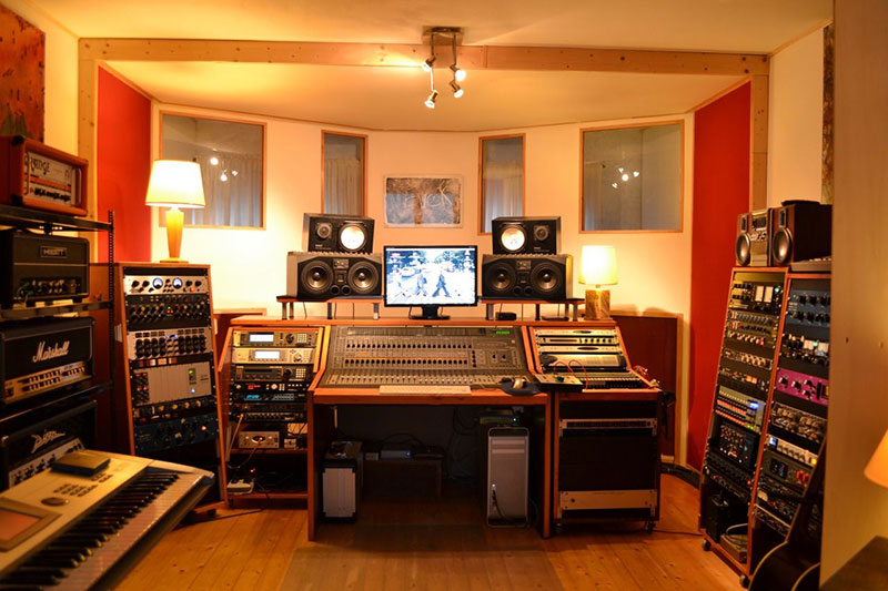 Introducing 10 of the best music schools in Shahriar