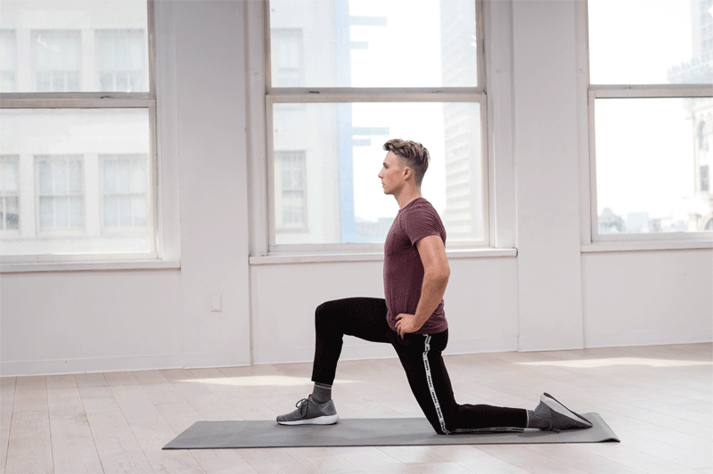 درمان گودی کمر با کشش عضلات خم‌کننده ران (Hip Flexor Stretch)